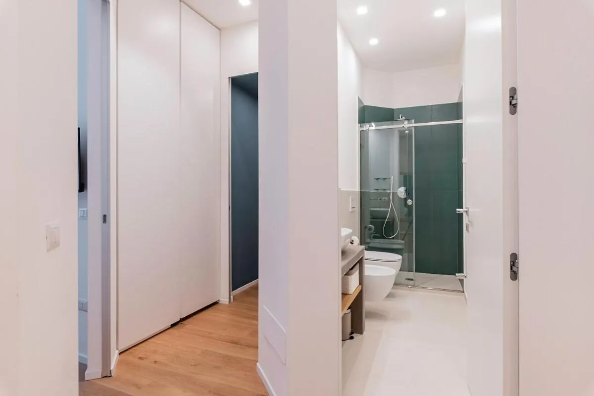 Homeby, Casa Isella ميلان