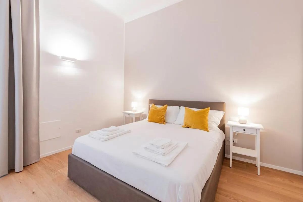 Homeby, Casa Isella ميلان شقة